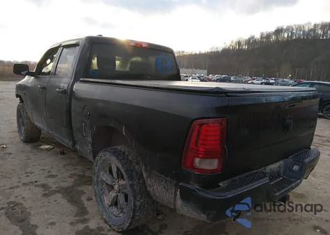 2014 Ram 1500 Express z USA, uszkodzony, nr VIN 1C6RR7FT6ES213092